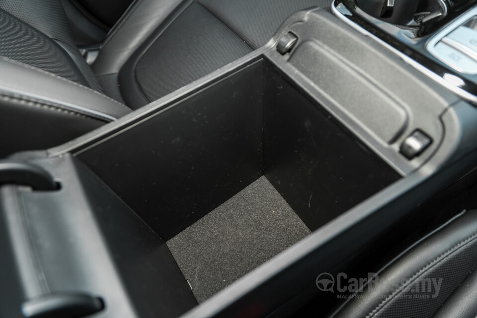 Hyundai Tucson NX4 (2023) Interior