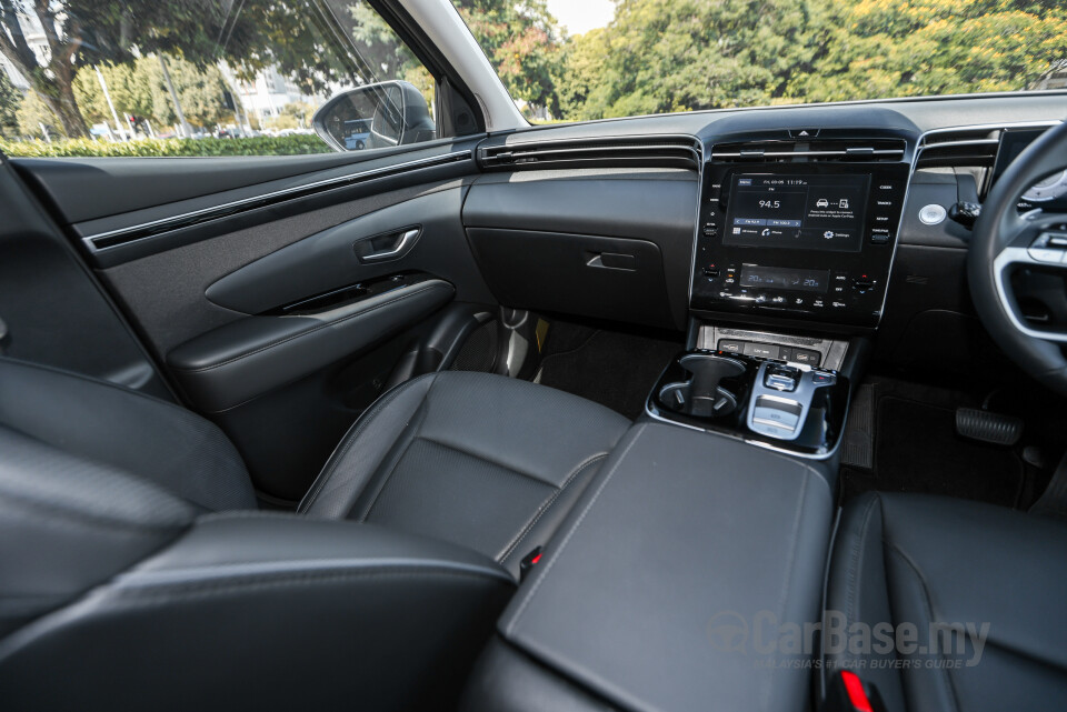 Hyundai Tucson NX4 (2023) Interior