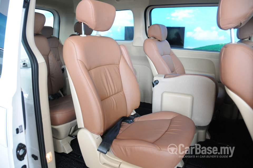 Hyundai Grand Starex MK2 Facelift (2014) Interior