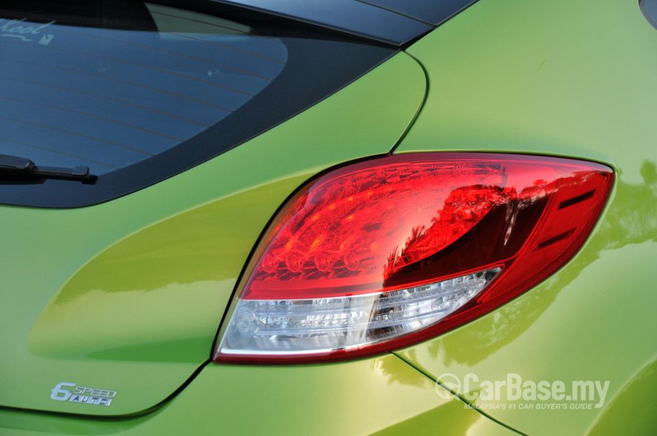 Hyundai Veloster Mk1  (2012) Exterior