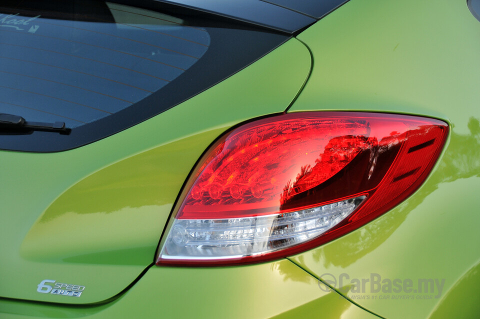 Mitsubishi Outlander RE Facelift (2016) Exterior