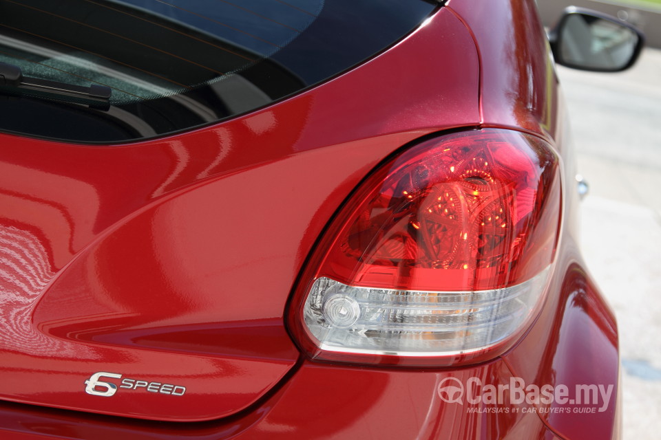 Hyundai Veloster Mk1  (2012) Exterior