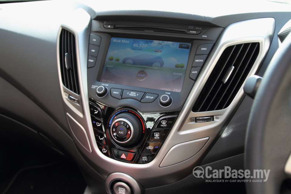 Hyundai Veloster Mk1  (2012) Interior