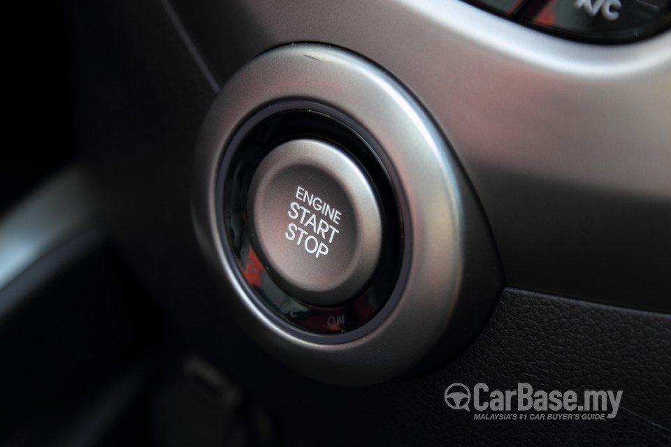 Hyundai Veloster Mk1  (2012) Interior