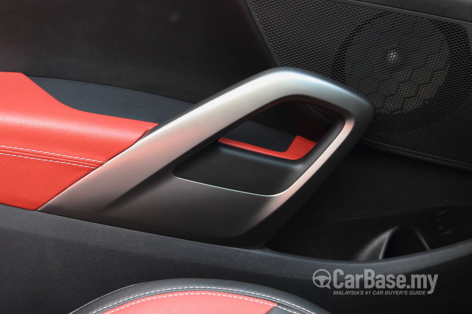 Hyundai Veloster Mk1  (2012) Interior