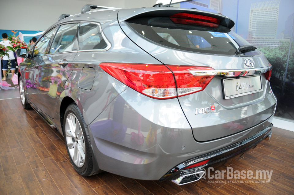 Hyundai i40 Tourer VF (2013) Exterior