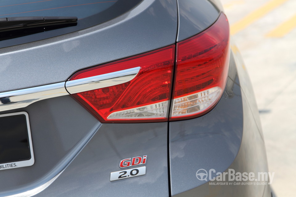 Hyundai i40 Tourer VF (2013) Exterior