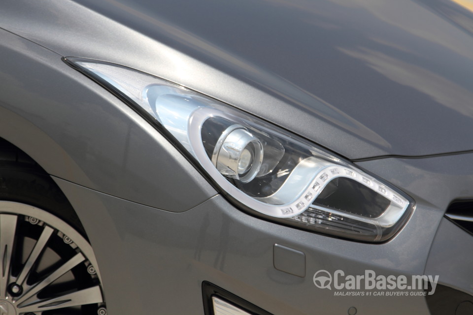 Hyundai i40 Tourer VF (2013) Exterior