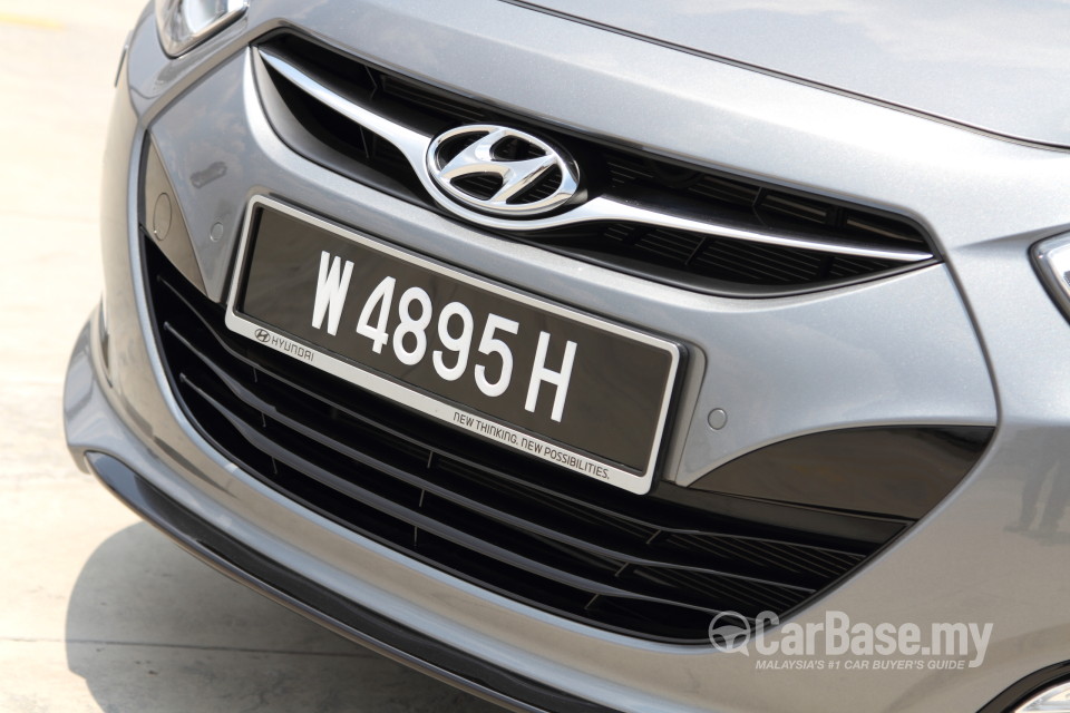 Hyundai i40 Tourer VF (2013) Exterior