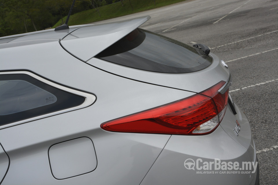 Hyundai i40 Tourer VF (2013) Exterior