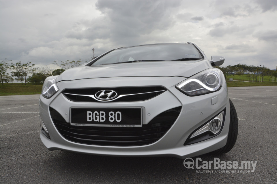 Hyundai i40 Tourer VF (2013) Exterior
