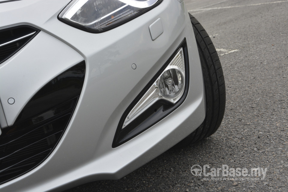 Hyundai i40 Tourer VF (2013) Exterior