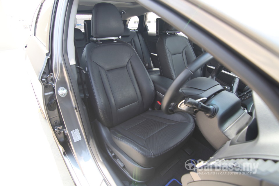 Hyundai i40 Tourer VF (2013) Interior