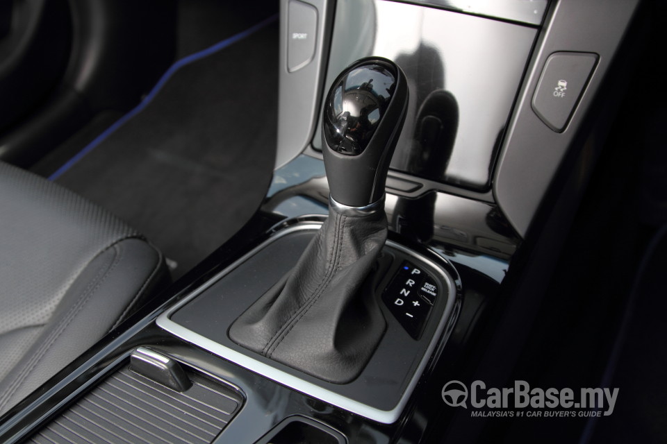 Hyundai i40 Tourer VF (2013) Interior