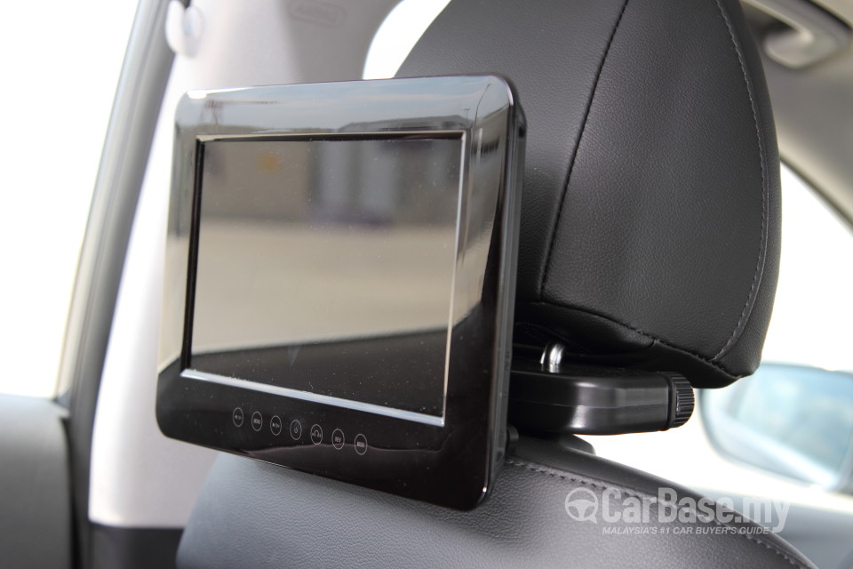 Hyundai i40 Tourer VF (2013) Interior