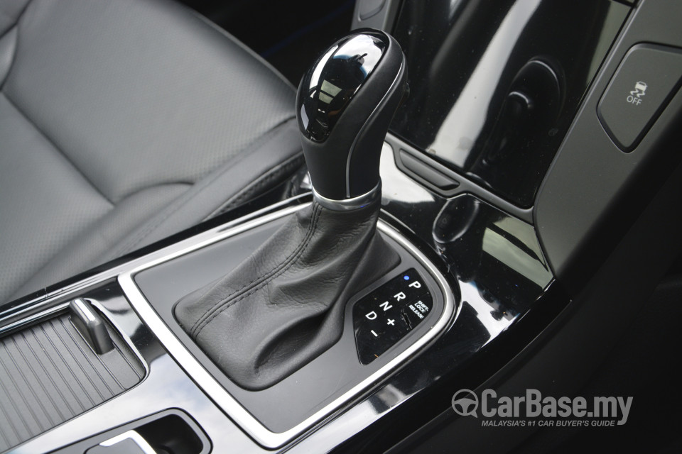 Hyundai i40 Tourer VF (2013) Interior