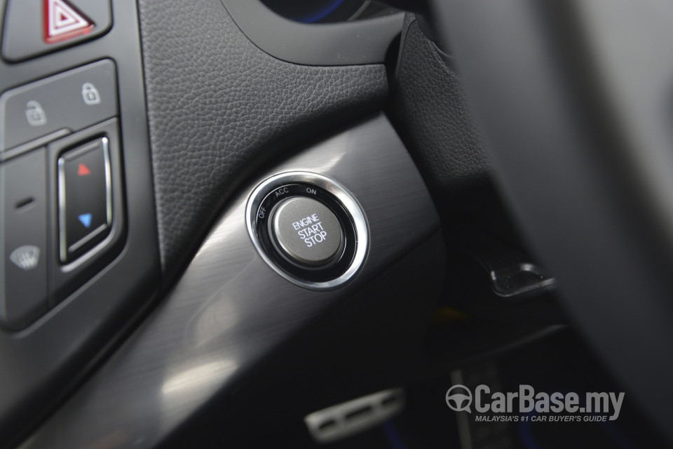 Hyundai i40 Tourer VF (2013) Interior