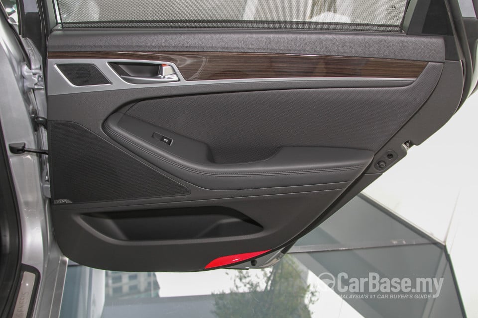 Hyundai Genesis DH (2015) Interior