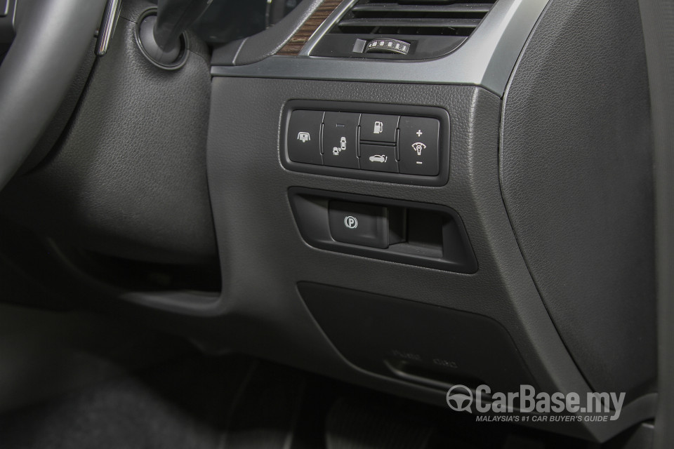 Hyundai Genesis DH (2015) Interior