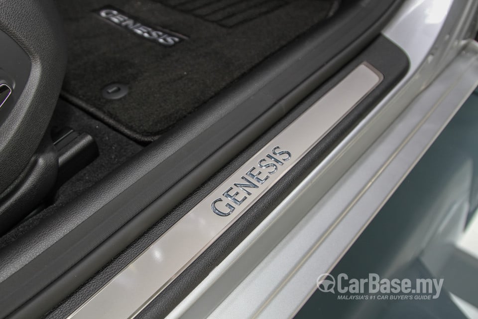 Hyundai Genesis DH (2015) Interior