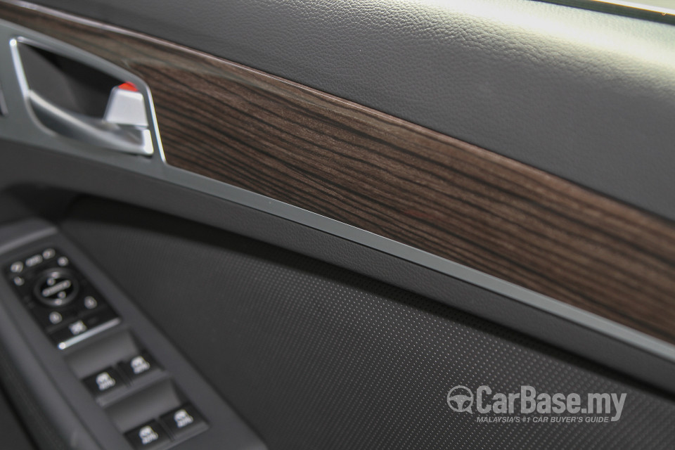 Hyundai Genesis DH (2015) Interior