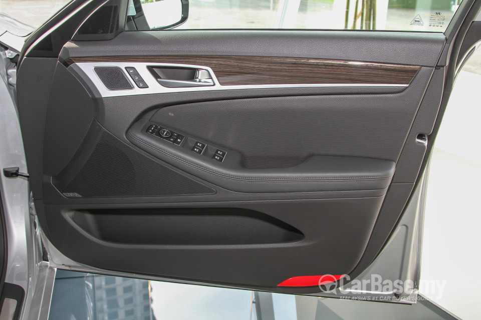 Hyundai Genesis DH (2015) Interior