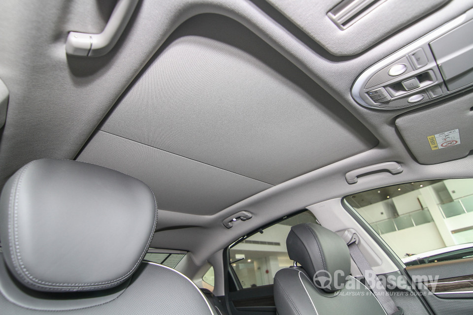 Hyundai Genesis DH (2015) Interior