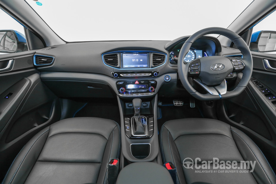 Hyundai Ioniq AE (2016) Interior