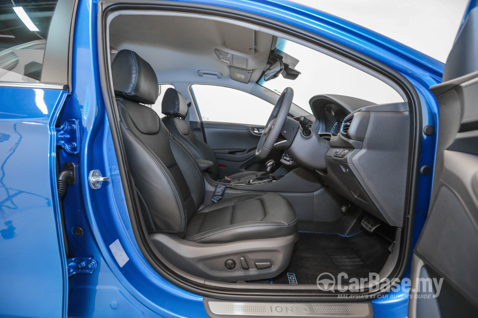 Hyundai Ioniq AE (2016) Interior