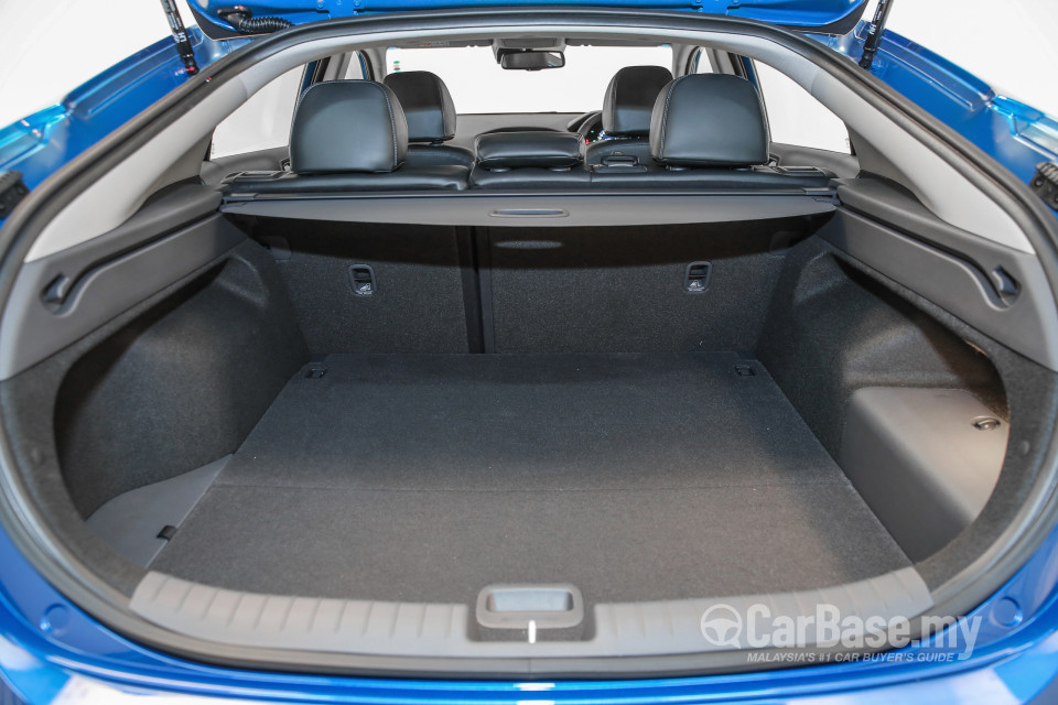 Hyundai Ioniq AE (2016) Interior