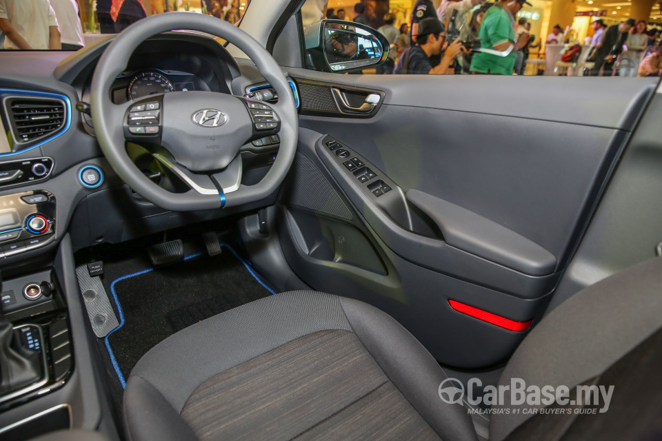 Hyundai Ioniq AE (2016) Interior