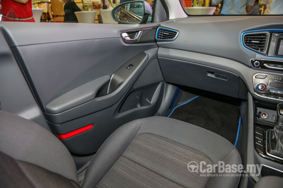 Hyundai Ioniq AE (2016) Interior