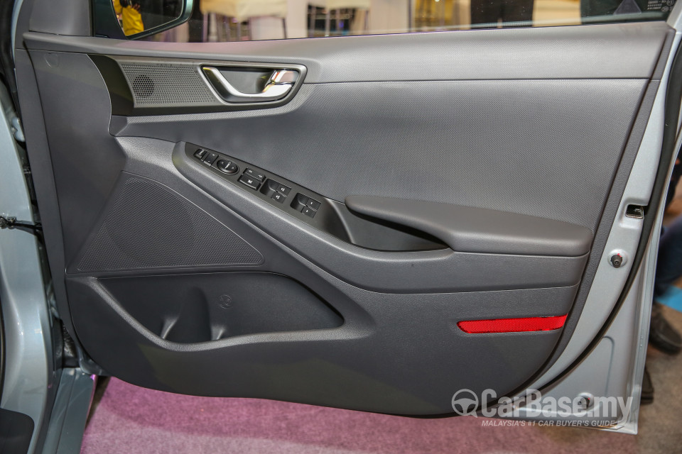 Hyundai Ioniq AE (2016) Interior