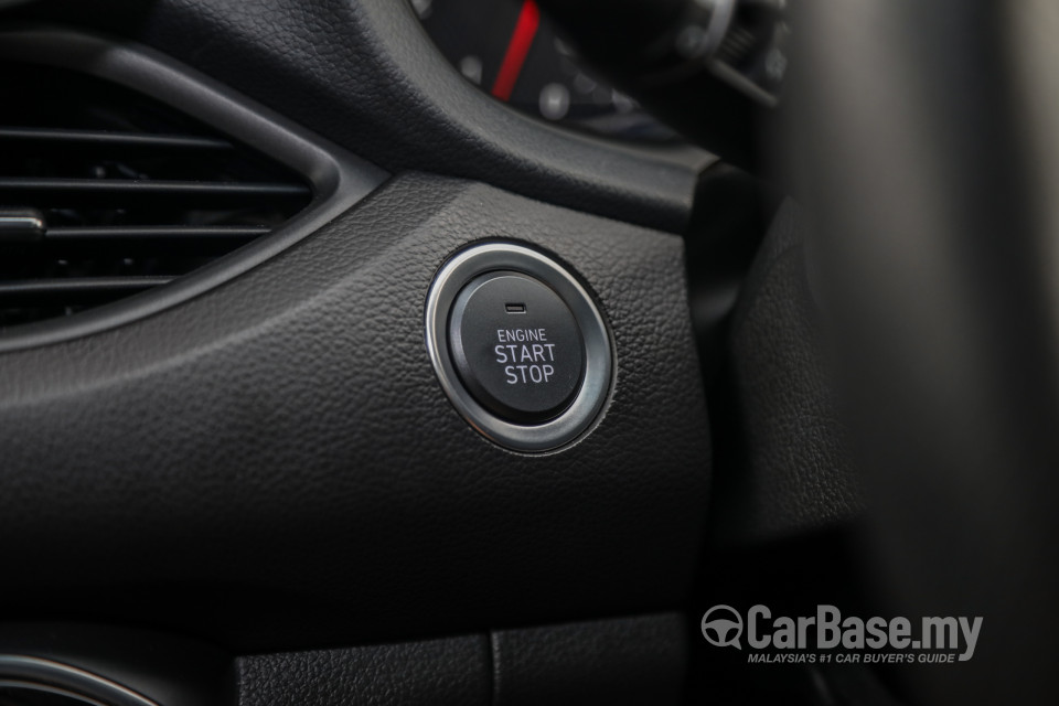 Hyundai i30 N PD (2019) Interior
