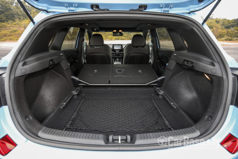 Hyundai i30 N PD (2019) Interior