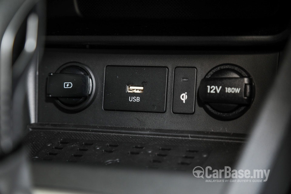 Hyundai Kona OS Facelift (2021) Interior
