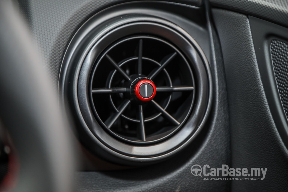 Hyundai Kona OS Facelift (2021) Interior