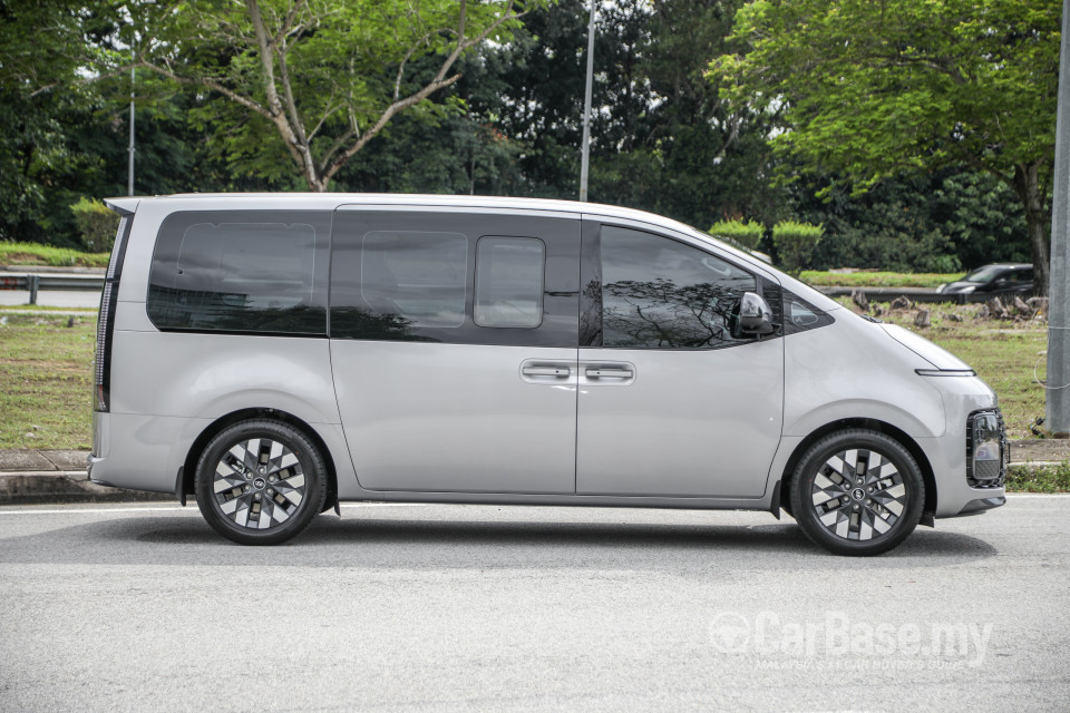 Hyundai Staria US4 (2021) Exterior