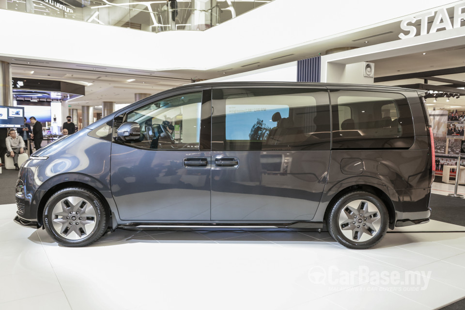 Hyundai Staria US4 (2021) Exterior