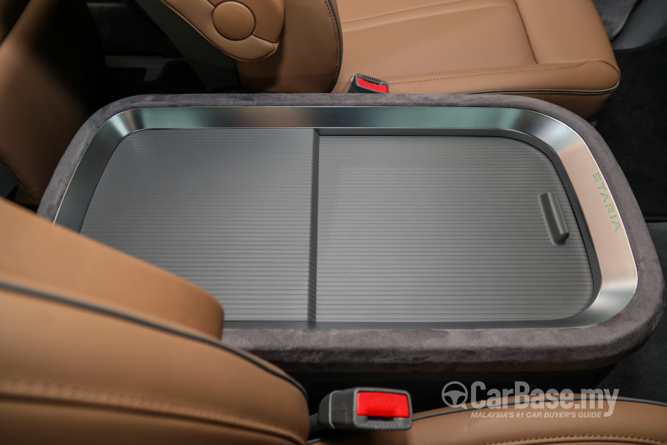 Hyundai Staria US4 (2021) Interior