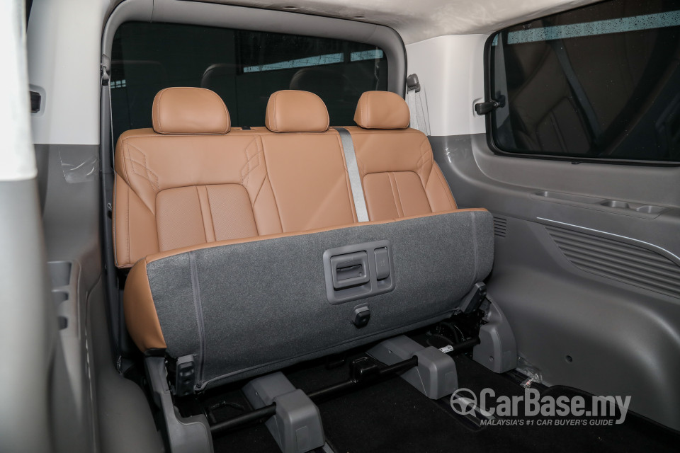 Hyundai Staria US4 (2021) Interior