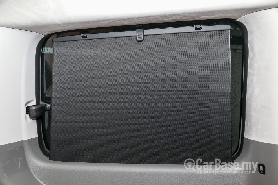 Hyundai Staria US4 (2021) Interior