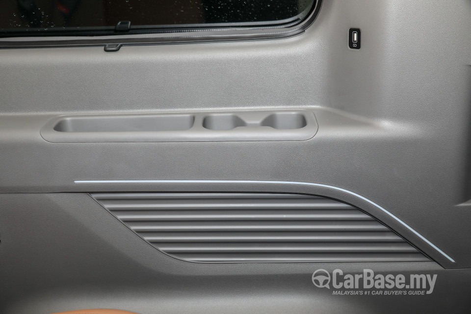 Hyundai Staria US4 (2021) Interior