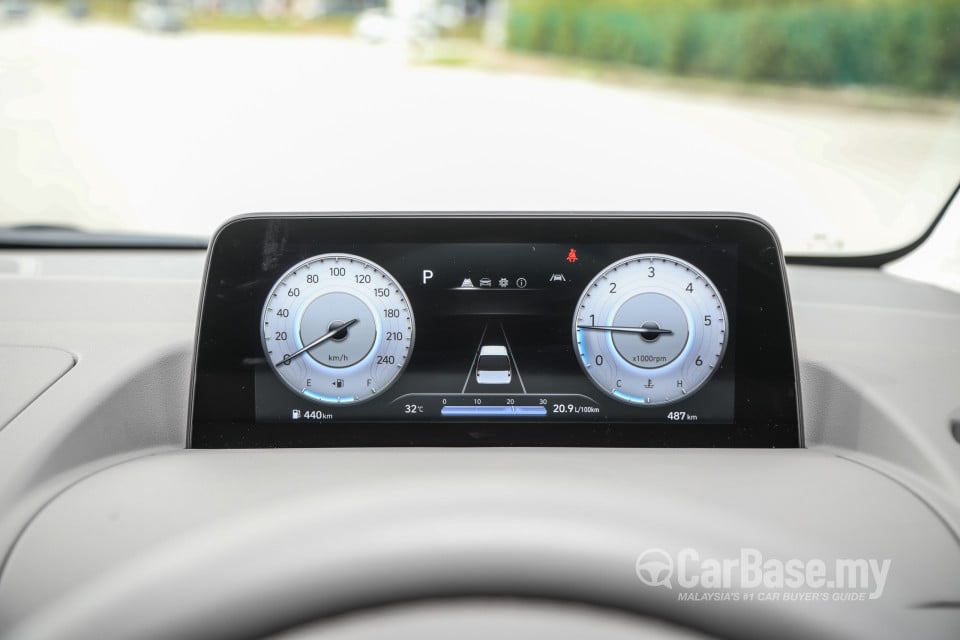 Hyundai Staria US4 (2021) Interior
