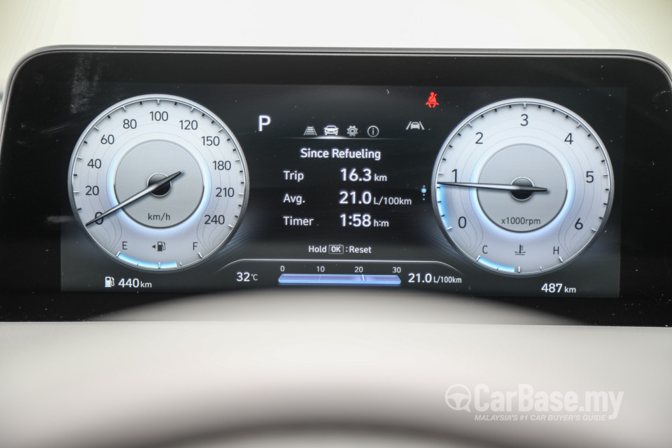 Hyundai Staria US4 (2021) Interior