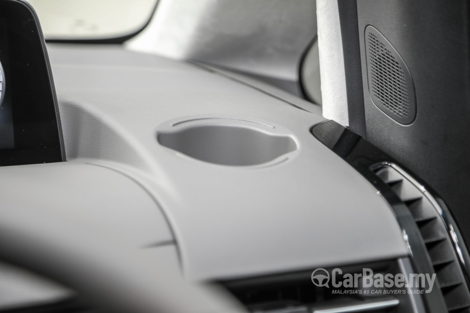Hyundai Staria US4 (2021) Interior
