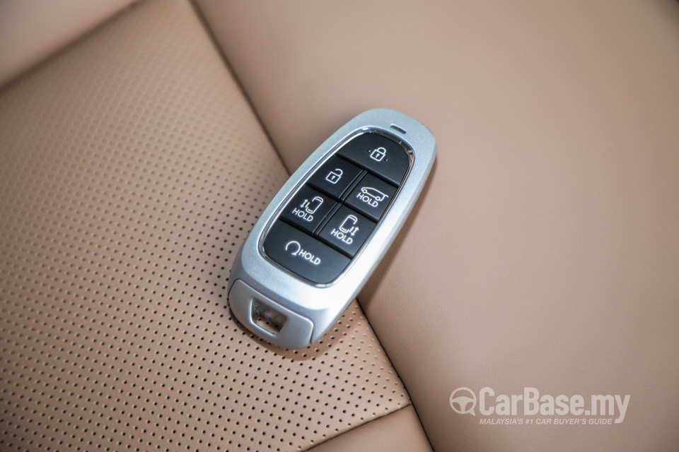 Hyundai Staria US4 (2021) Interior