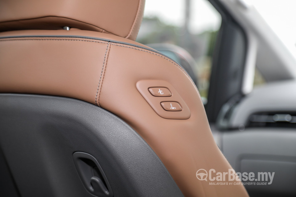 Hyundai Staria US4 (2021) Interior