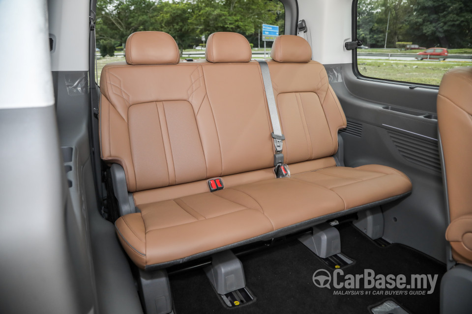Hyundai Staria US4 (2021) Interior
