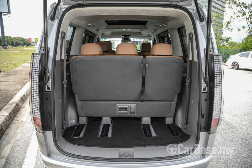Hyundai Staria US4 (2021) Interior